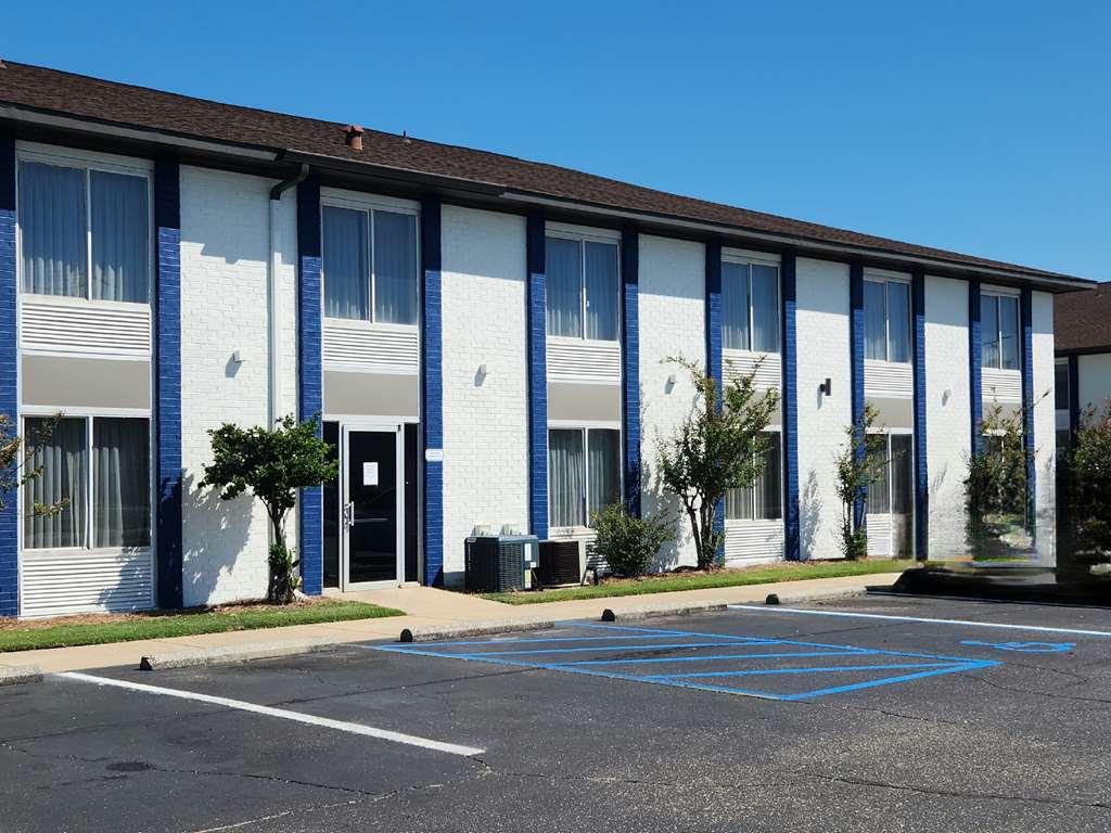 Americas Best Value Inn & Suites-Foley Eksteriør billede